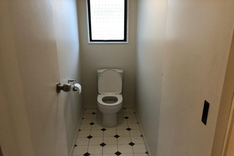 Photo of property in 105 Poplar Grove, Whalers Gate, New Plymouth, 4310