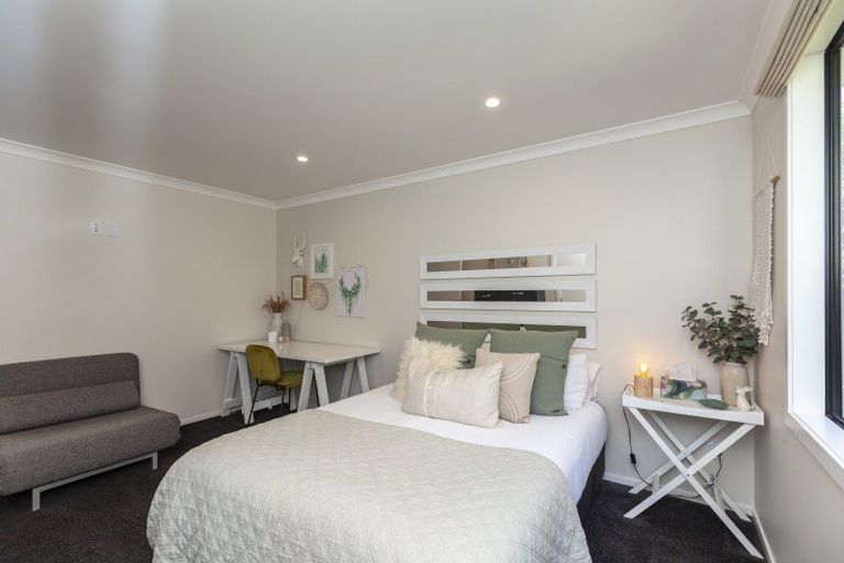 Photo of property in 3 Hihi Place, Waikanae, 5036