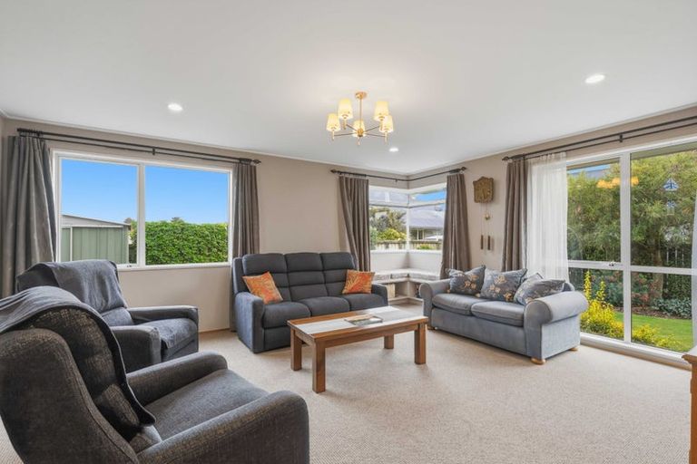 Photo of property in 724 Queens Drive, Waikiwi, Invercargill, 9810