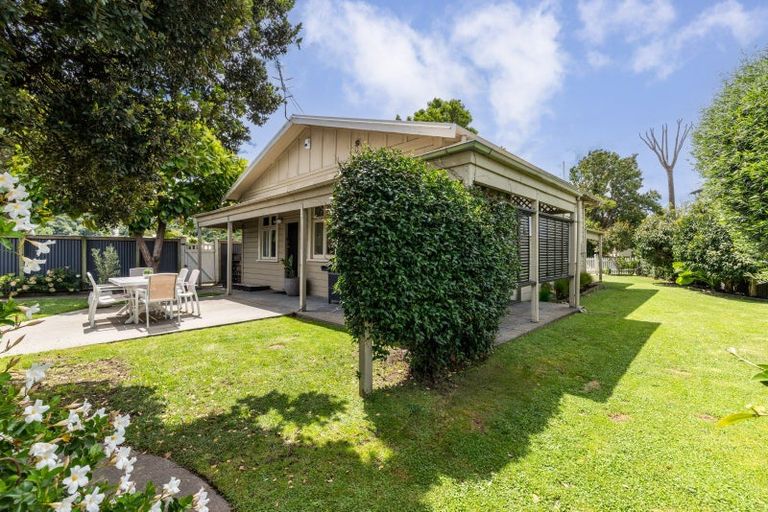 Photo of property in 2 Mcdonald Street, Napier South, Napier, 4110
