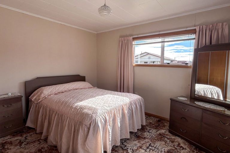 Photo of property in 97-104 Broadway, Reefton, 7830