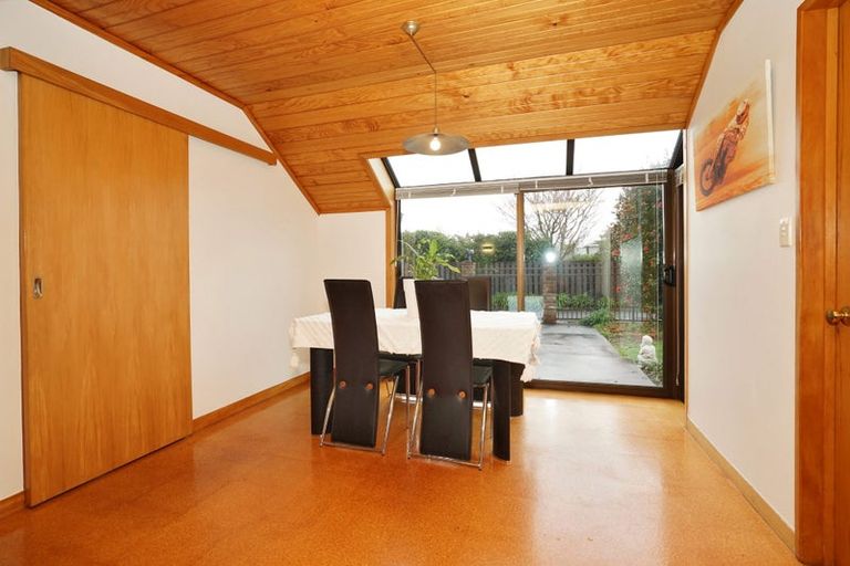 Photo of property in 12 Cooper Place, Chedworth, Hamilton, 3210
