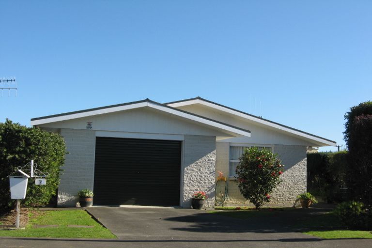 Photo of property in 7 Guildford Street, Levin, 5510