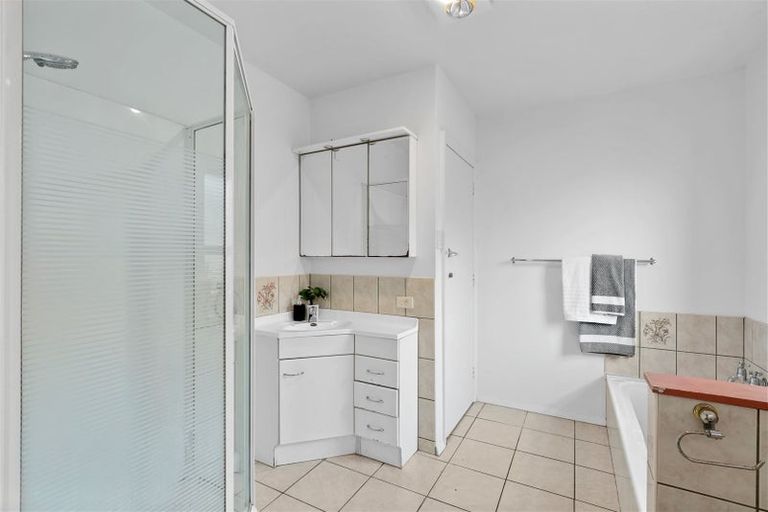 Photo of property in 25 Greenhurst Street, Sockburn, Christchurch, 8042