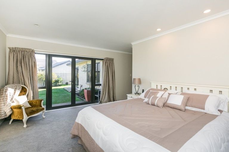 Photo of property in 38 Russell Robertson Drive, Havelock North, 4130
