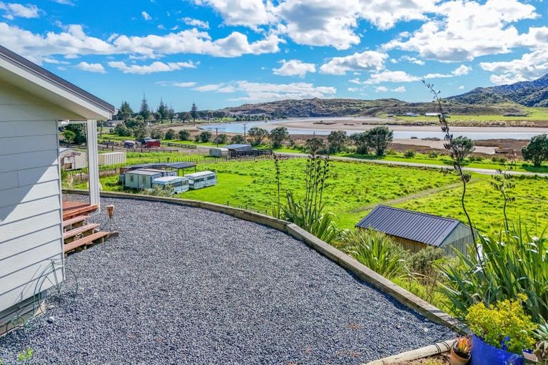 Photo of property in 1441 Marokopa Road, Marokopa, Te Kuiti, 3988