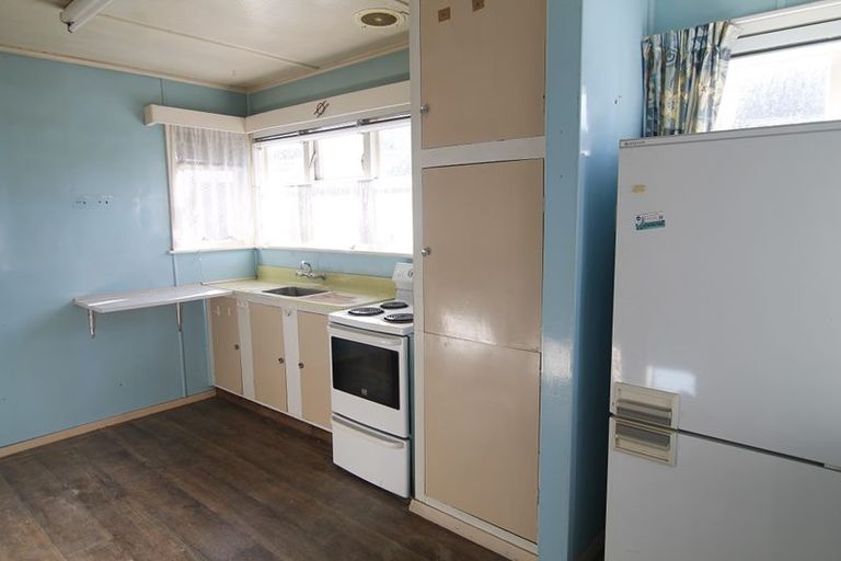 Photo of property in 6 Christian Street, Bryndwr, Christchurch, 8053