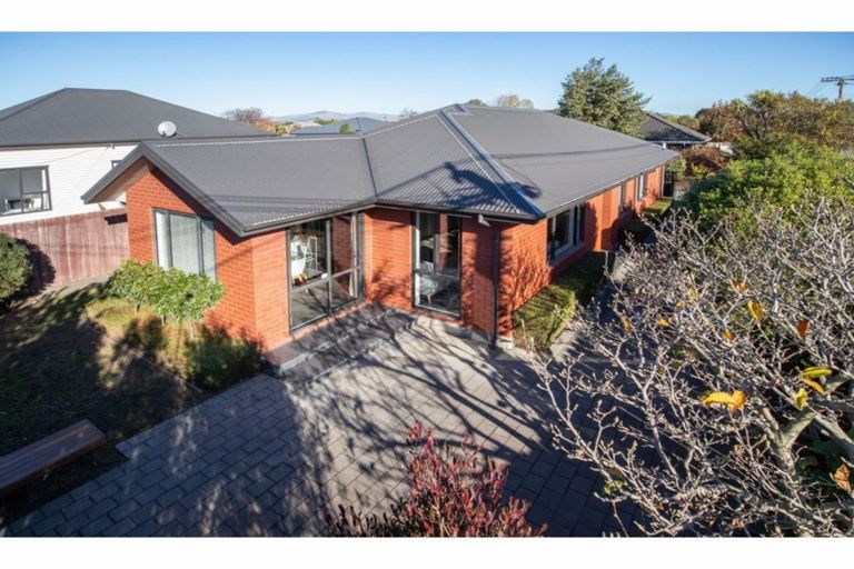Photo of property in 106 Bassett Street, Burwood, Christchurch, 8083