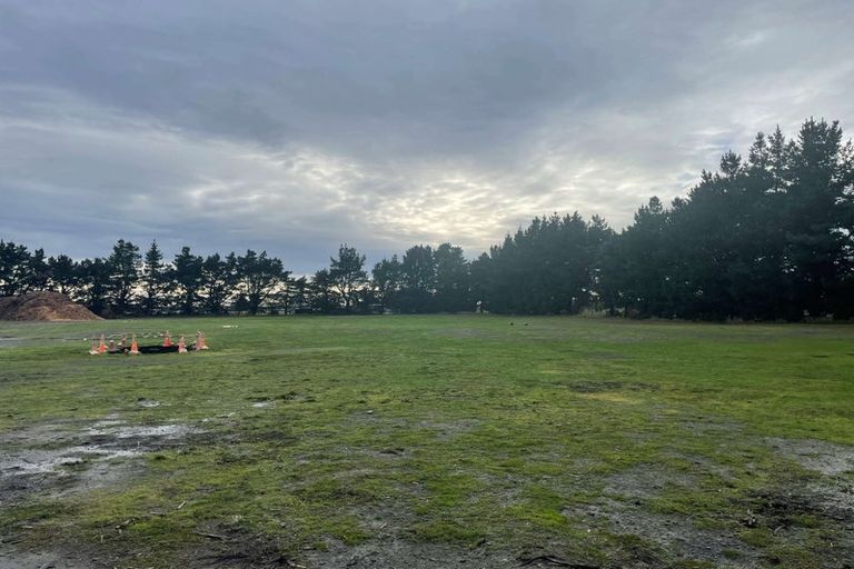 Photo of property in 588 Pound Road, Yaldhurst, Christchurch, 7676