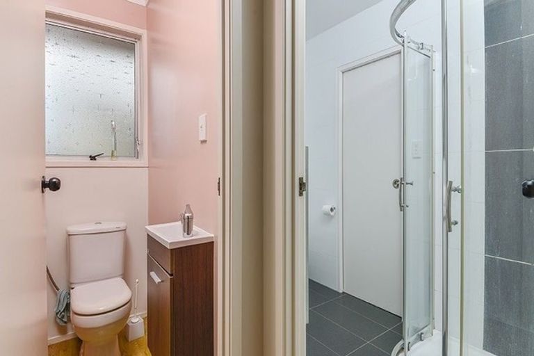 Photo of property in 9 Tangelo Place, Bucklands Beach, Auckland, 2012