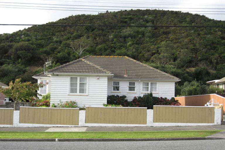 Photo of property in 11 Wilkie Crescent, Naenae, Lower Hutt, 5011