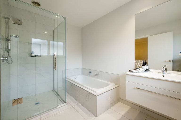 Photo of property in 7 The Rocks, Flagstaff, Hamilton, 3210