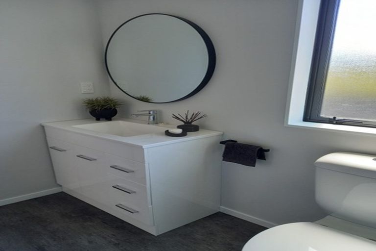 Photo of property in 1a Warren Street, Foxton Beach, 4815