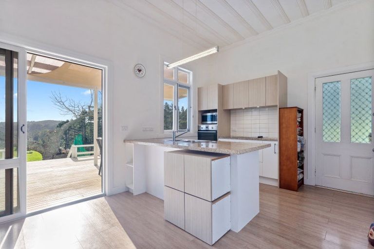 Photo of property in 408 Paremoremo Road, Paremoremo, Auckland, 0632