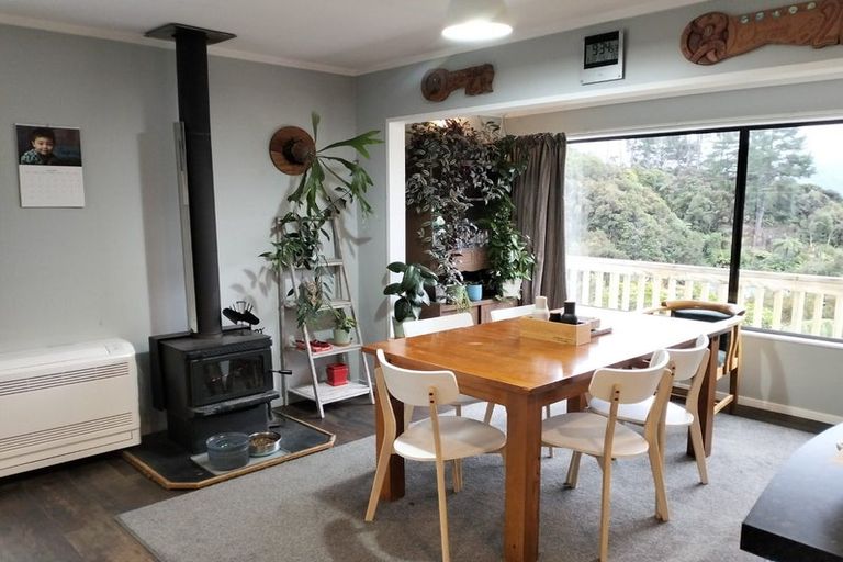 Photo of property in 27 Ngahere Street, Stokes Valley, Lower Hutt, 5019