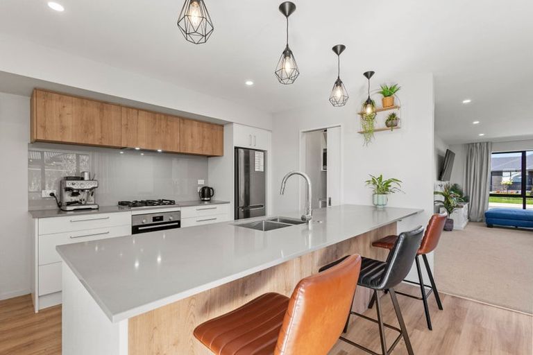 Photo of property in 3 Woodford Avenue, Woodend, 7610