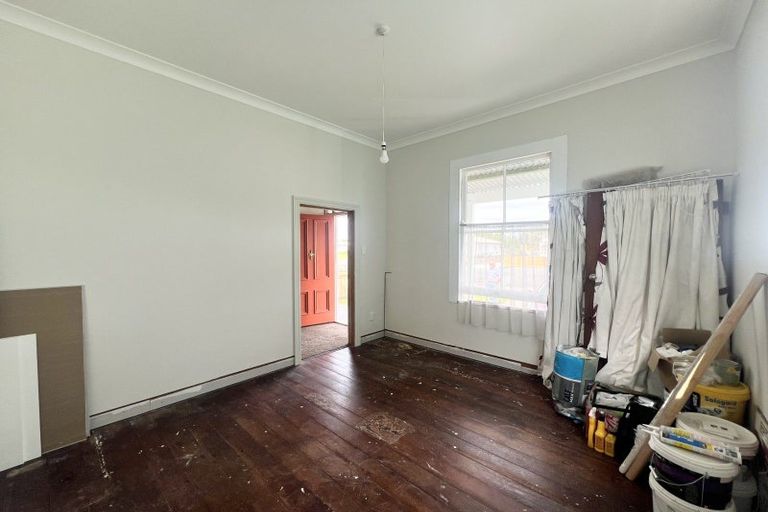 Photo of property in 24 Cole Street, Dannevirke, 4930