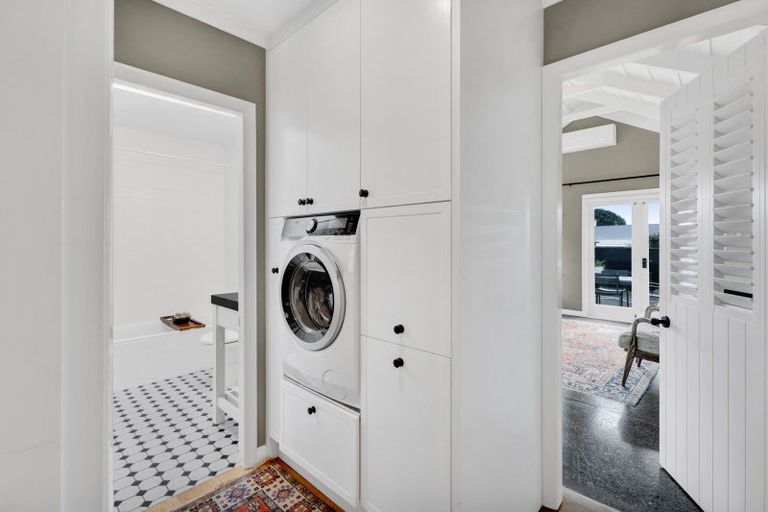 Photo of property in 89 Pendarves Street, New Plymouth, 4310