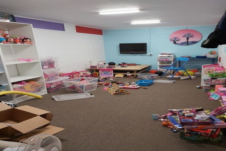 Photo of property in 353 Tukapa Street, Hurdon, New Plymouth, 4310