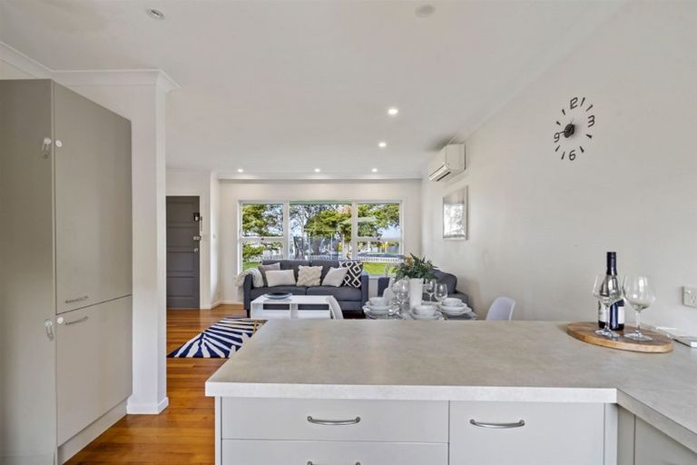 Photo of property in 4112/110 East Coast Road, Forrest Hill, Auckland, 0620