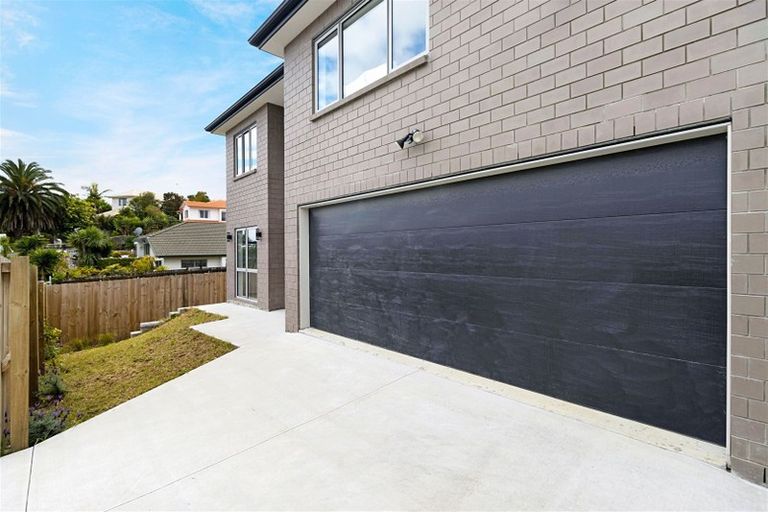 Photo of property in 2a Palmgreen Court, Stanmore Bay, Whangaparaoa, 0932