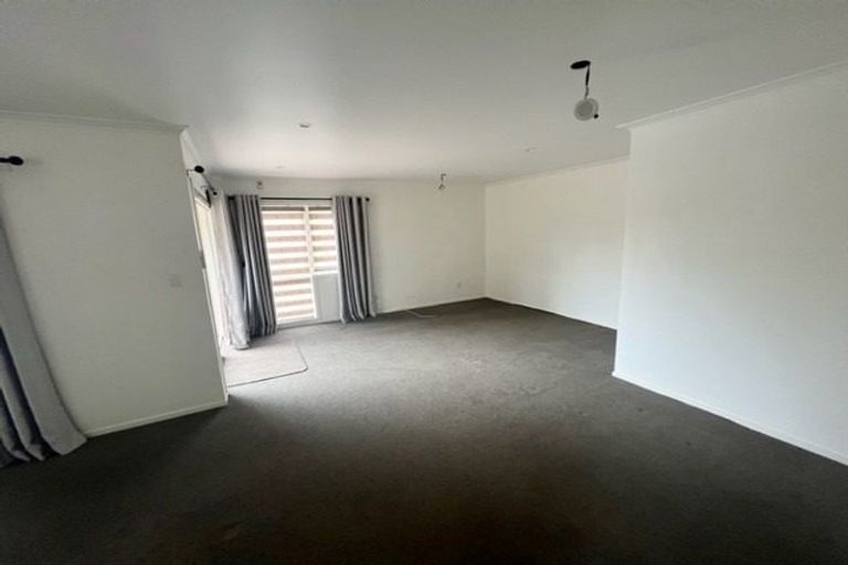 Photo of property in 76 Memorial Drive, Hamilton East, Hamilton, 3216