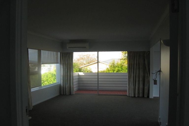 Photo of property in 1/41 Quebec Road, Milford, Auckland, 0620
