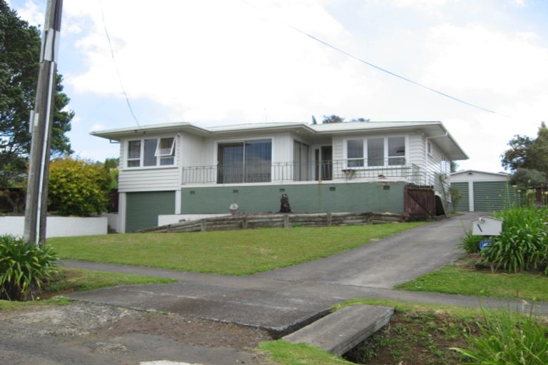 Photo of property in 305 Upper Queen Street, Pukekohe, 2120