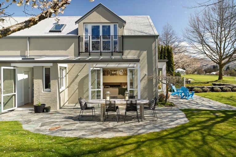 Photo of property in Millbrook Resort, 2 The Mews, Arrowtown, 9371