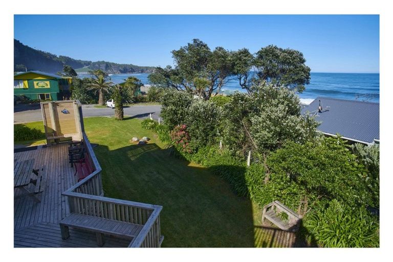 Photo of property in 3 Webb Street, Punakaiki, 7873