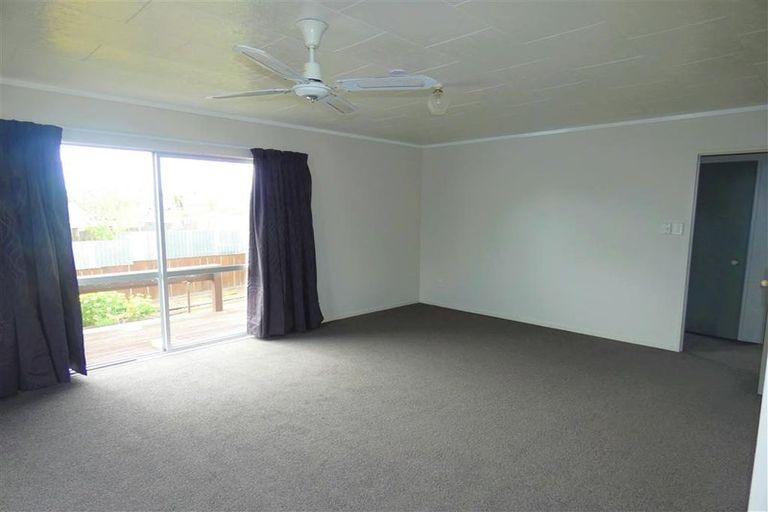 Photo of property in 1/14 Beaumonts Way, Manurewa, Auckland, 2102