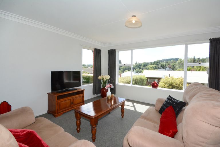 Photo of property in 3 Benfell Street, Green Island, Dunedin, 9018