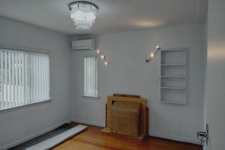 Photo of property in 7 George Street, Mangere East, Auckland, 2024