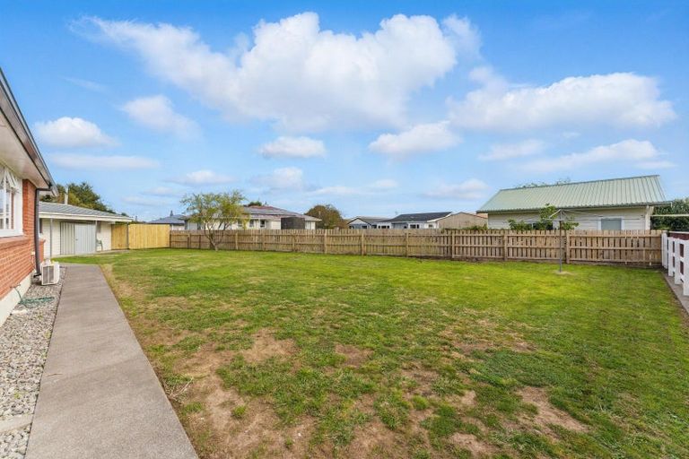 Photo of property in 11 Ward Street, Bulls, 4818