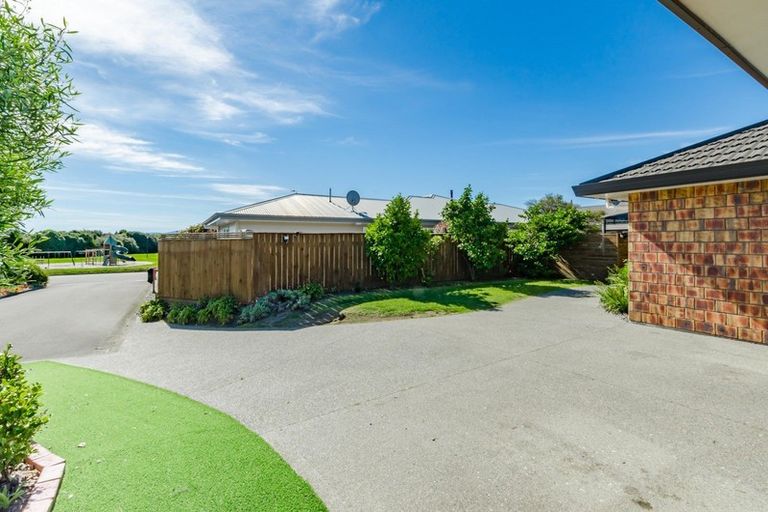Photo of property in 23 Jade Lane, Paraparaumu, 5032