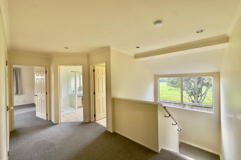 Photo of property in 786 Chapel Road, Shamrock Park, Auckland, 2016