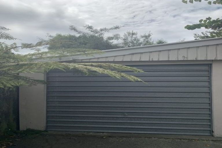 Photo of property in 2/156 Waimairi Road, Ilam, Christchurch, 8041