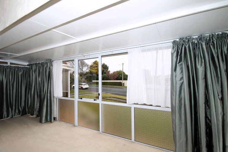 Photo of property in 46 Lynmore Drive, Hillpark, Auckland, 2102