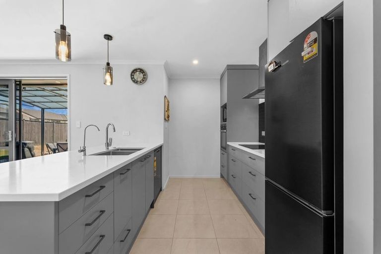 Photo of property in 36 Harriet Johnston Drive, Pokeno, 2402