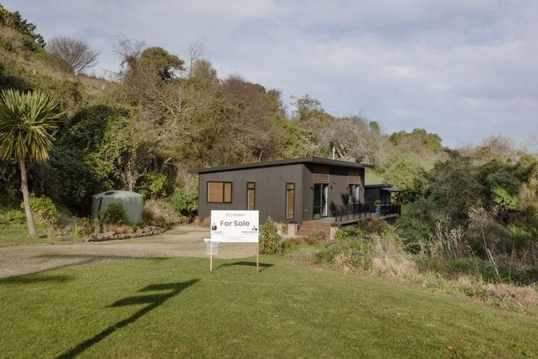 Photo of property in 10 Bute Street, Moeraki, 9482