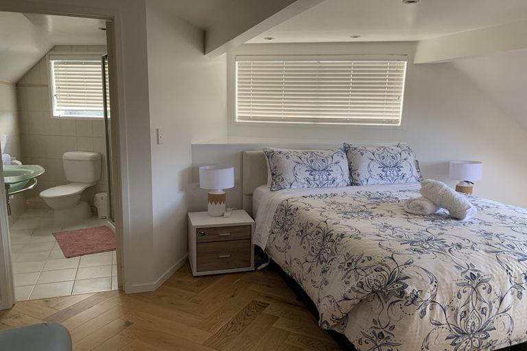 Photo of property in 2h Weranui Road, Waiwera, Orewa, 0994