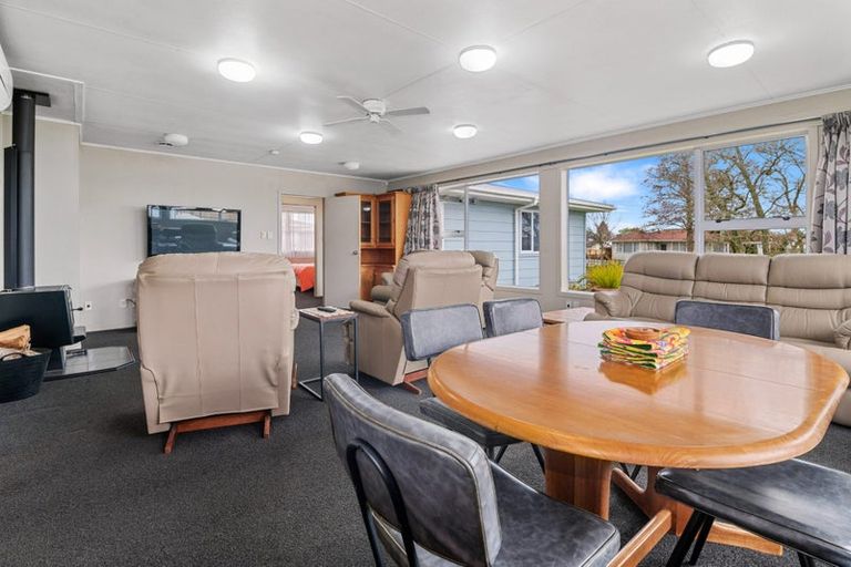 Photo of property in 35 Aotea Crescent, Tokoroa, 3420