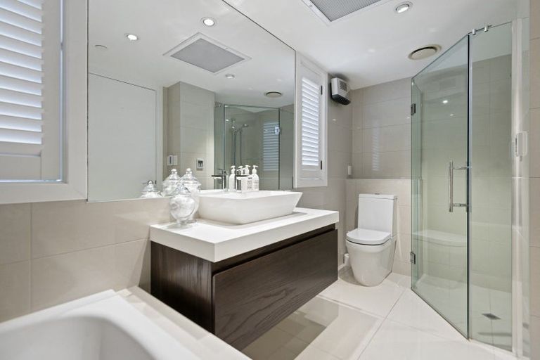 Photo of property in 50i Carlton Mill Road, Merivale, Christchurch, 8014