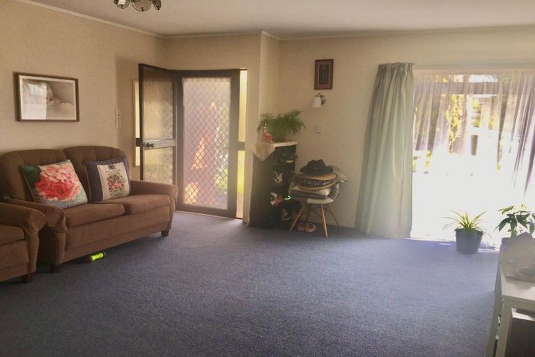 Photo of property in 1/12 Mimosa Place, Half Moon Bay, Auckland, 2012