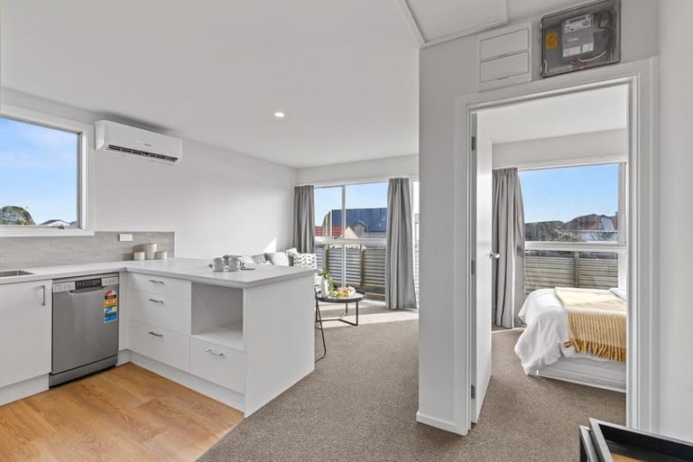 Photo of property in 8/112a Olliviers Road, Phillipstown, Christchurch, 8011