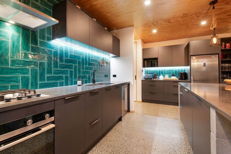 Photo of property in 59 The Circle, Manly, Whangaparaoa, 0930