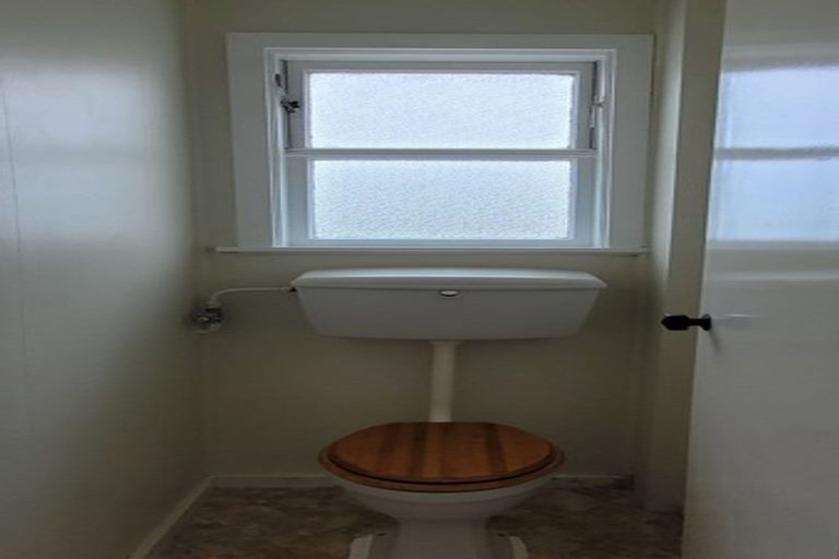 Photo of property in 3 Bryant Grove, Taita, Lower Hutt, 5011