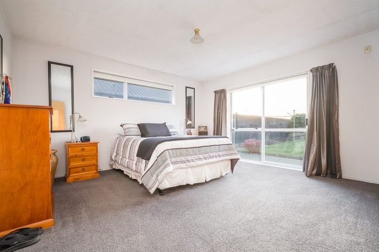 Photo of property in 28 Roydon Drive, Templeton, Christchurch, 8042