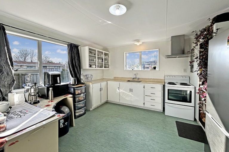 Photo of property in 29 Kaimanawa Street, Kelvin Grove, Palmerston North, 4414