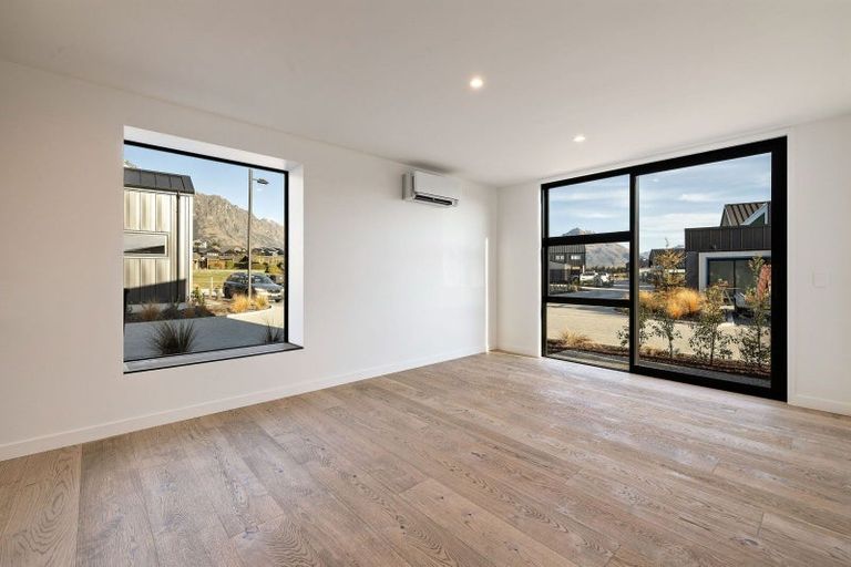 Photo of property in 20 Taurus Lane, Jacks Point, 9371